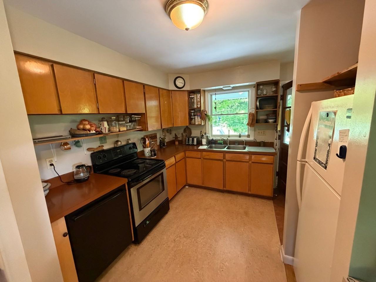 59 Goose Creek Rd - Photo 7 of 23