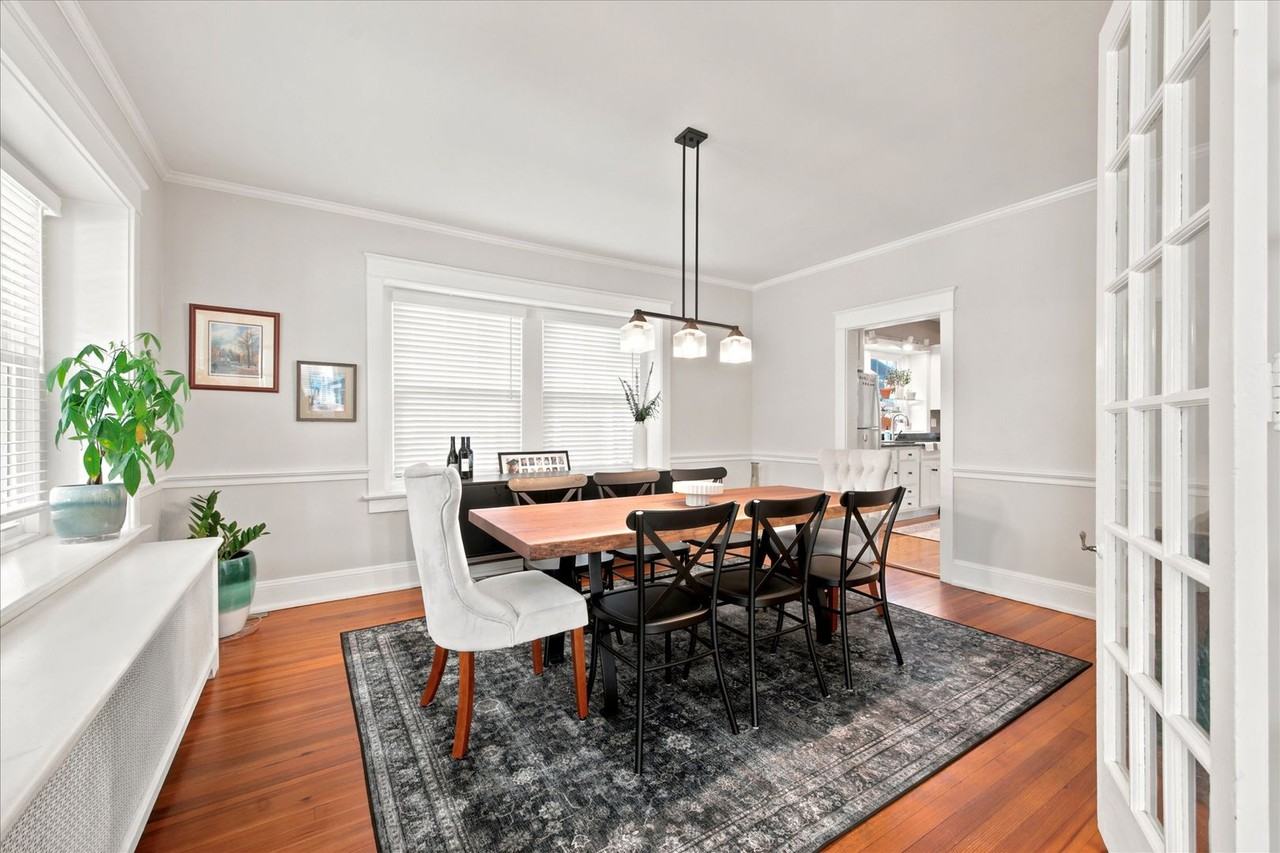 124 Price St - Photo 6 of 29