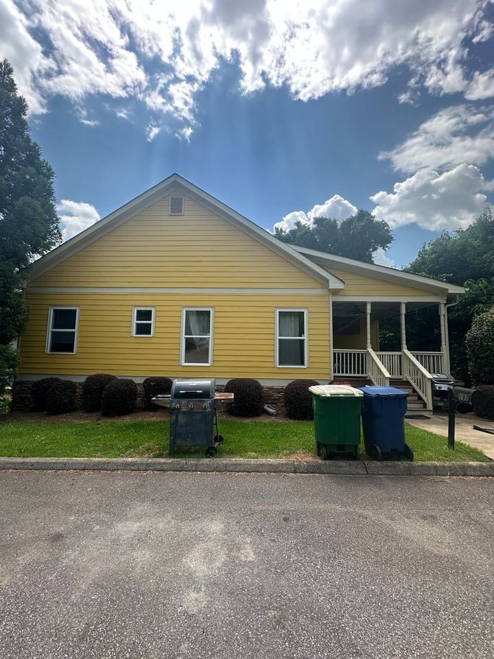197 Marlin St - Photo 2 of 34
