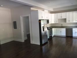 featured image of 2044 Beacon St