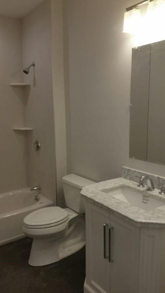 2044 Beacon St - Photo 3 of 8