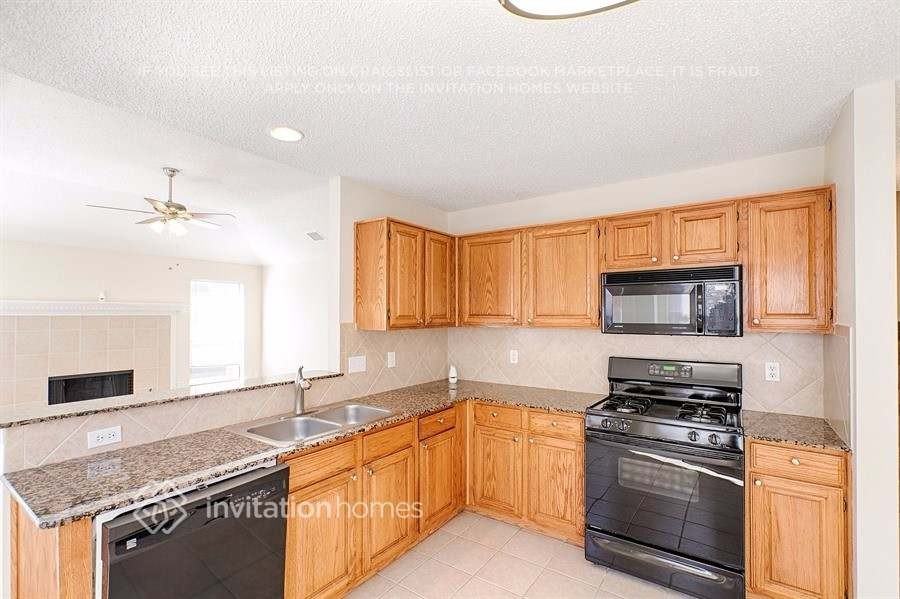 1340 Todd Dr - Photo 7 of 20