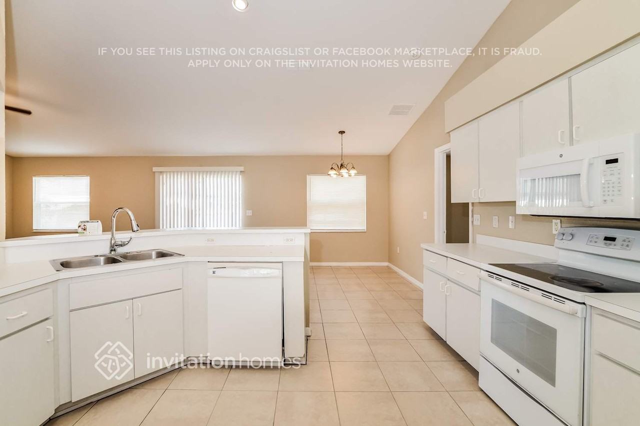 838 Summer Glen Dr - Photo 6 of 16