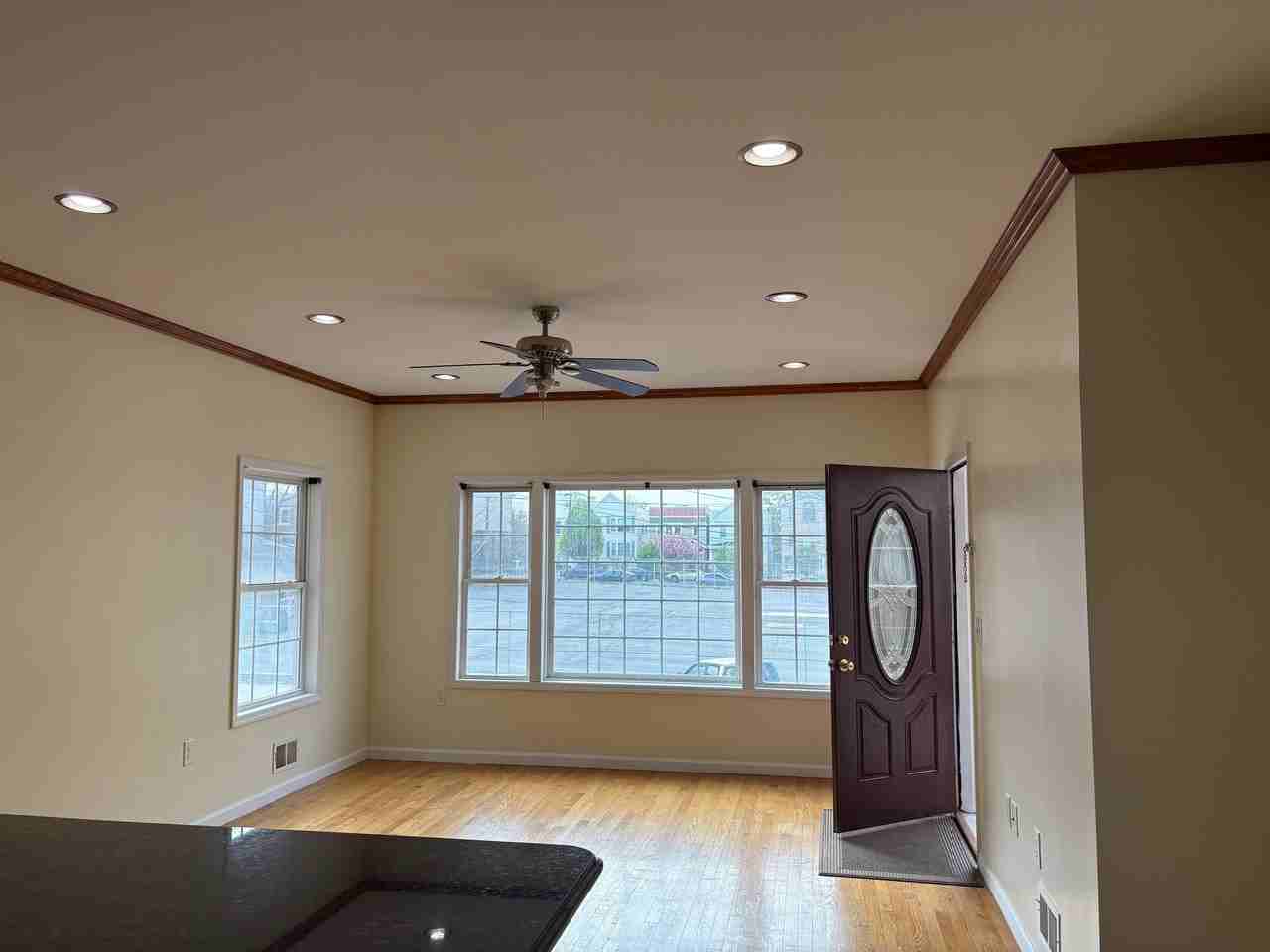 30 Whitman Ave Apt 1 - Photo 2 of 20