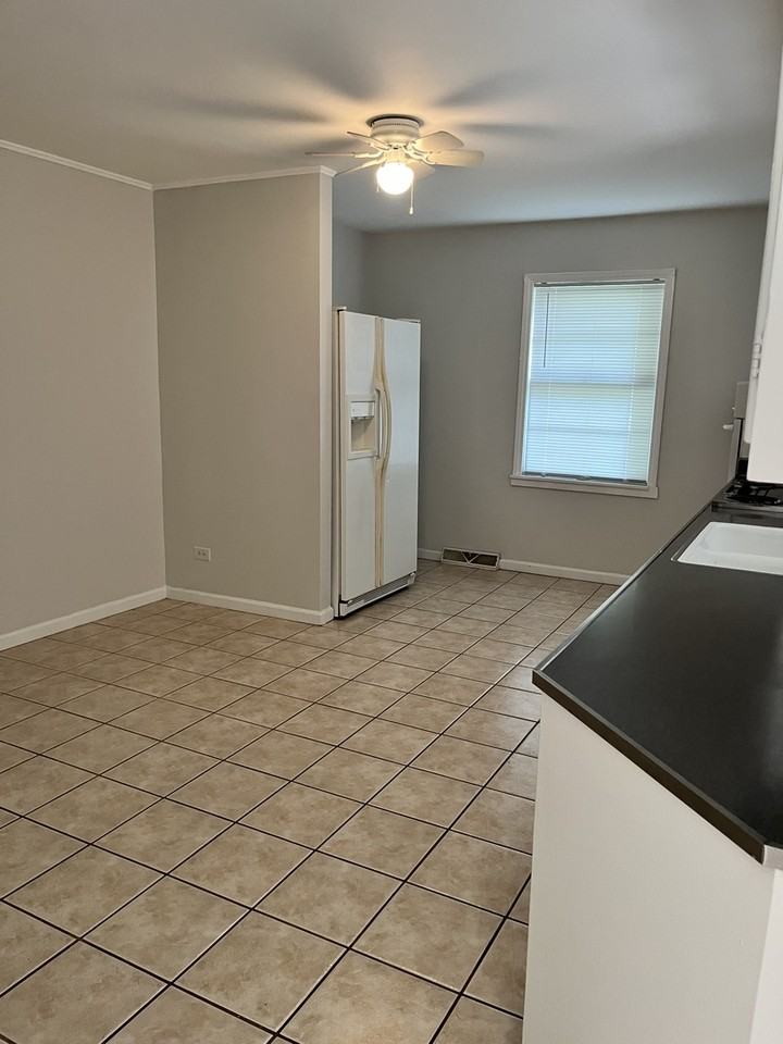 150 Woodland Rd - Photo 4 of 10