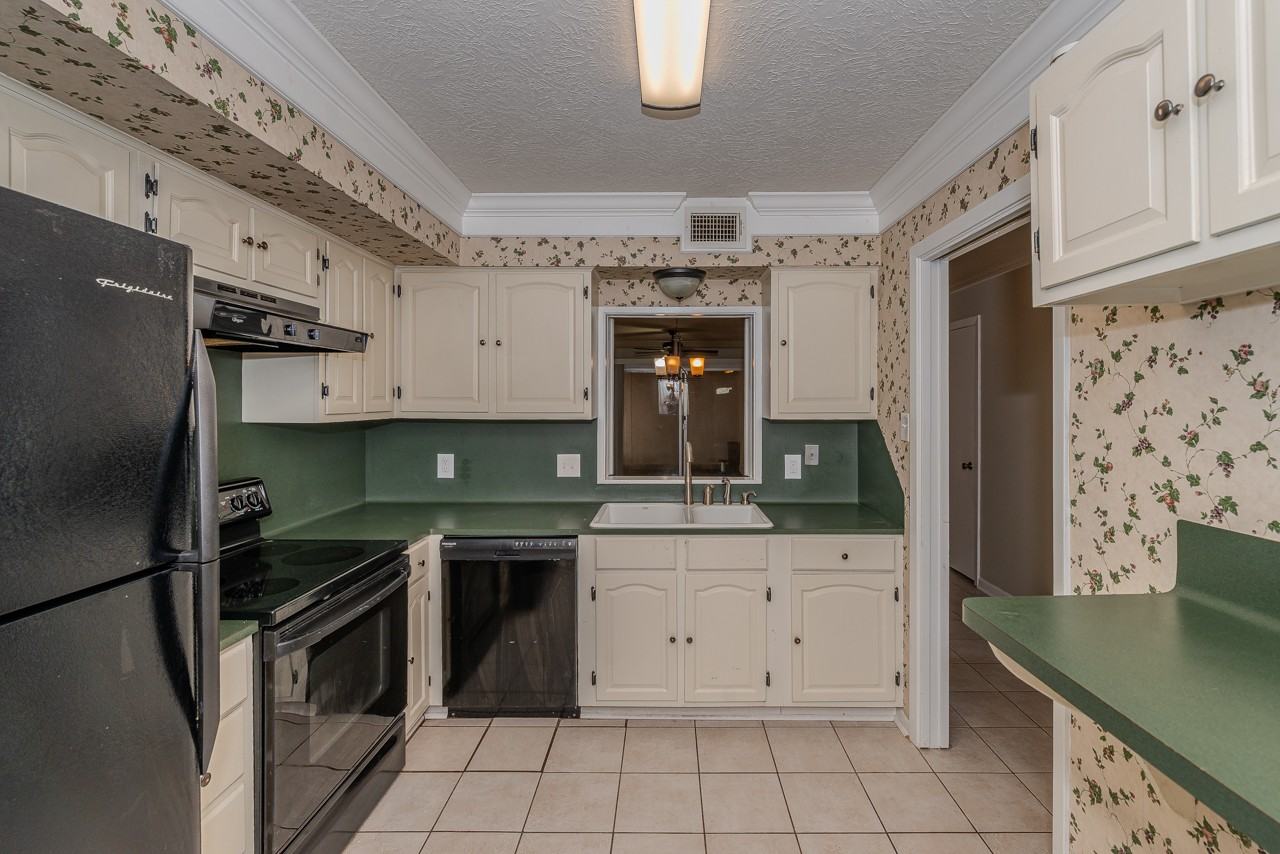 6130 Afton Ln - Photo 3 of 19