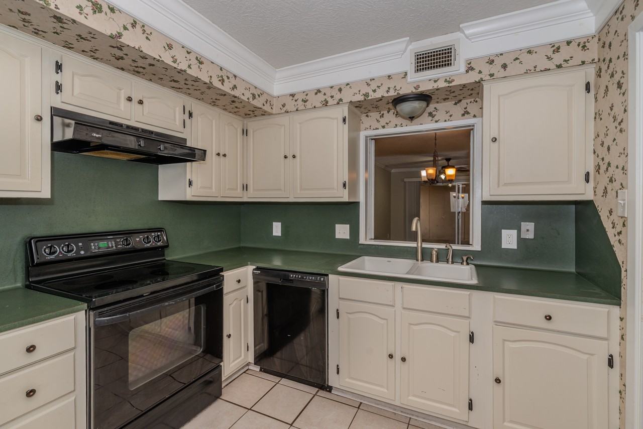 6130 Afton Ln - Photo 4 of 19