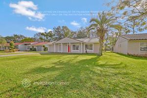featured image of 10425 Kingbrook Ln