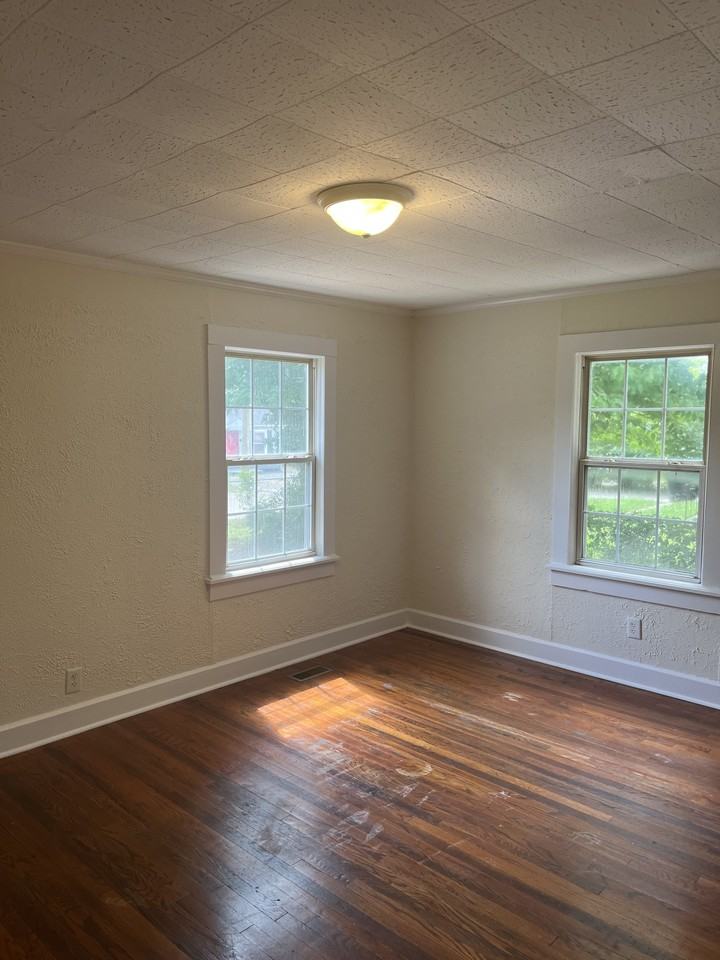 708 East Street #A - Photo 2 of 13