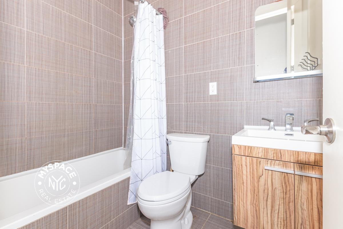 170 Harman St #1R - Photo 6 of 6