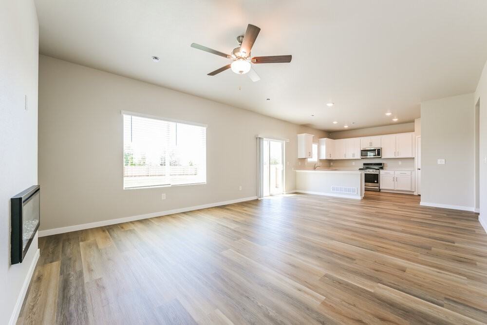 2140 Christina St - Photo 5 of 17
