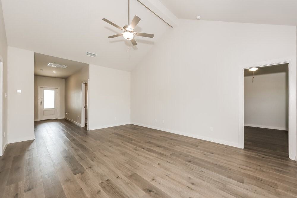 309 Julian Davis Dr - Photo 4 of 16