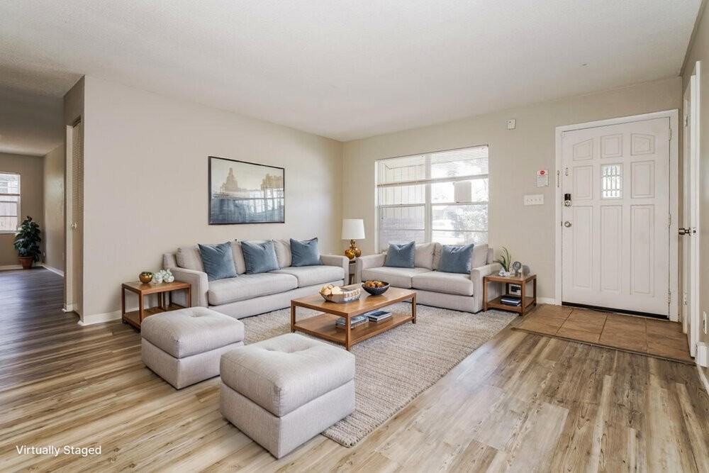 989 E Normandy Blvd - Photo 5 of 19