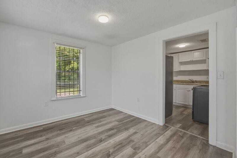 1216 W 24th St - Photo 7 of 23