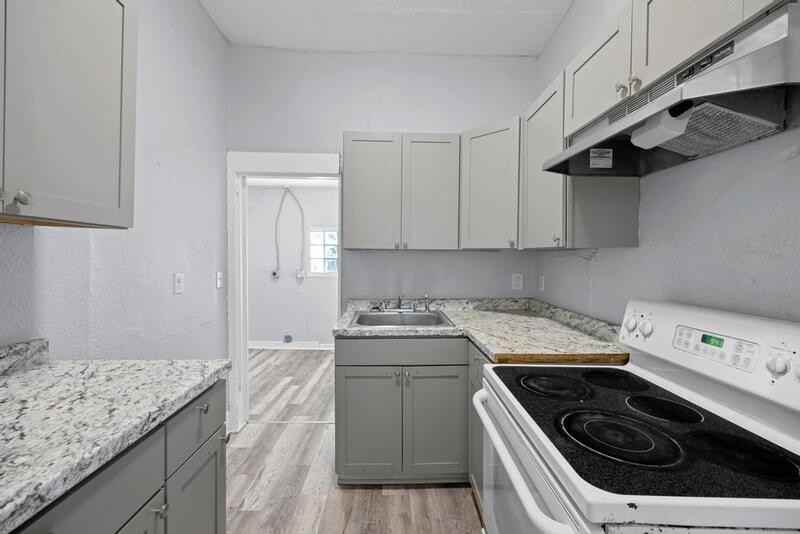 1648 W 36th St - Photo 7 of 23