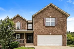 featured image of 167 Lyndhurst Dr