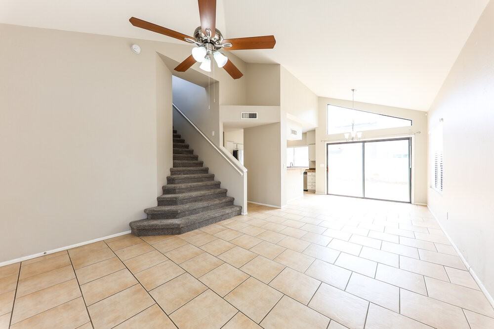 18421 N 44th Pl - Photo 6 of 17