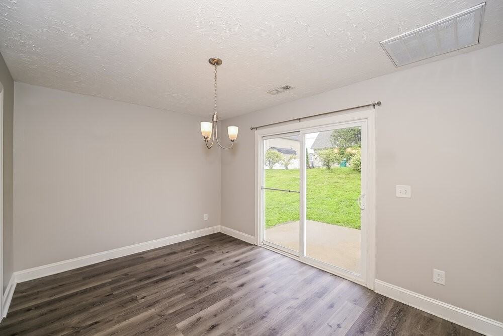 1020 Tammy Sue Ln - Photo 6 of 17