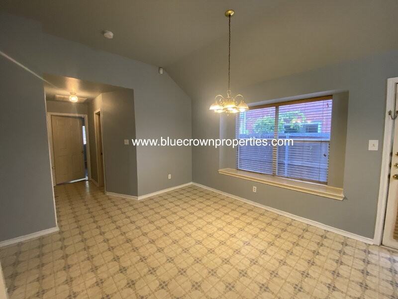 1321 W Branch Hollow Dr - Photo 7 of 12