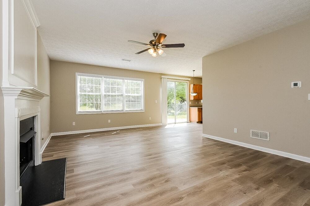 107 Chamberlyn Ln - Photo 7 of 20
