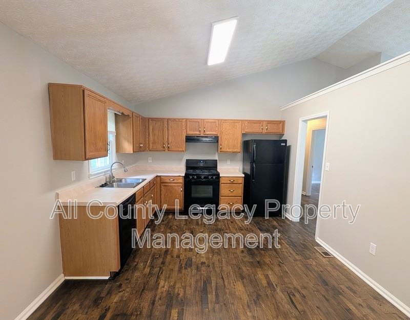 21 Sterling Way - Photo 2 of 10