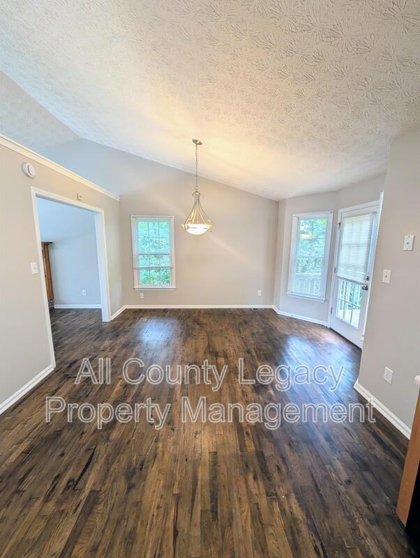 21 Sterling Way - Photo 4 of 10