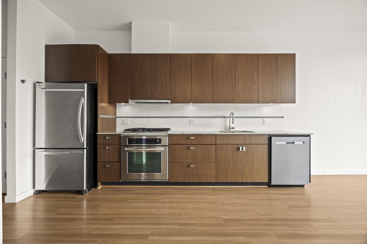 121 Brew Street #405 - Photo 4 of 15