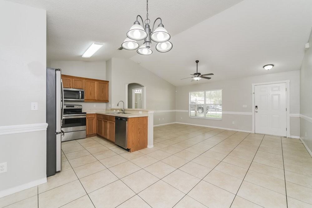 926 Willow Run St - Photo 6 of 16