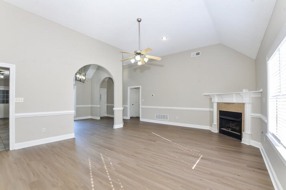 4485 Nicholas Ln - Photo 6 of 17