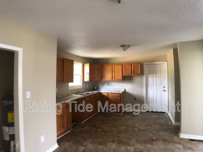 1236 Hanover St - Photo 7 of 7