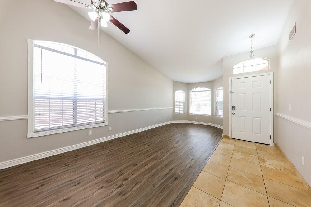 5142 W Piute Ave - Photo 5 of 17
