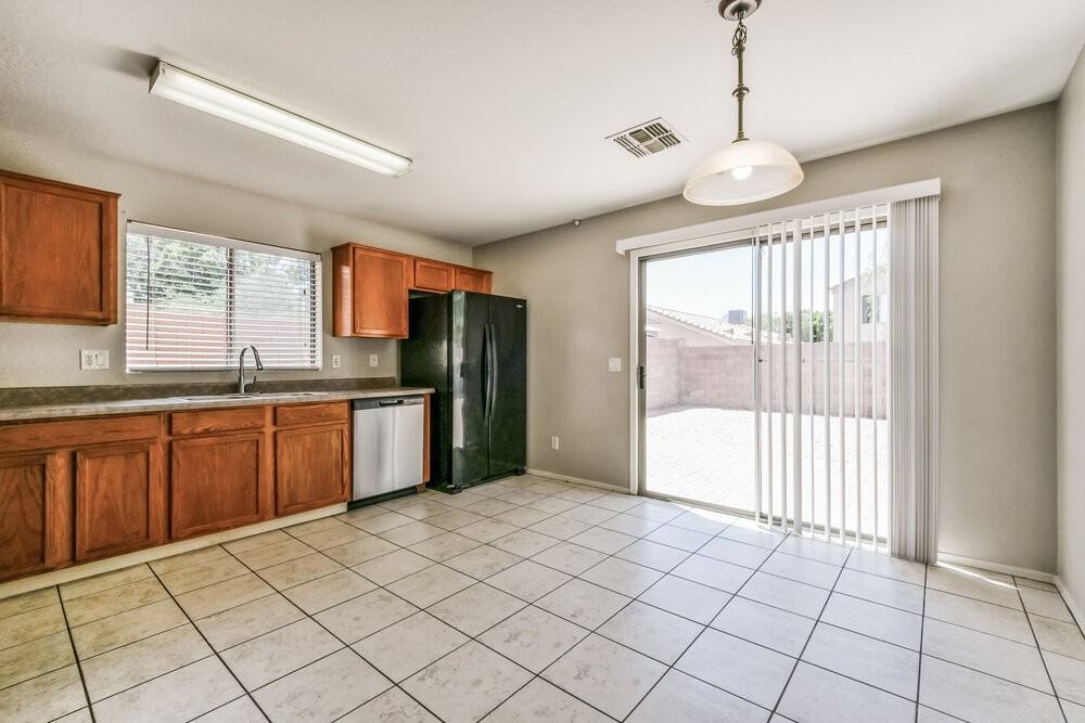 10849 E Carol Ave - Photo 6 of 16