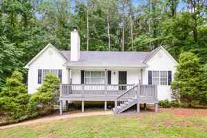 featured image of 221 Martins Ct