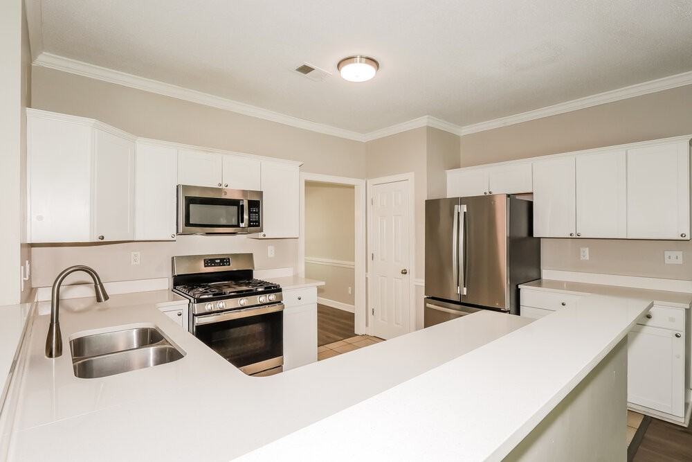 1776 Lichfield Ct - Photo 6 of 15