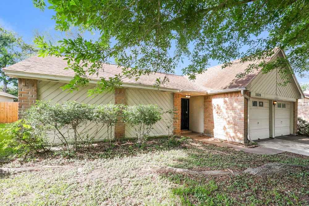 15826 Beechnut St - Photo 2 of 15