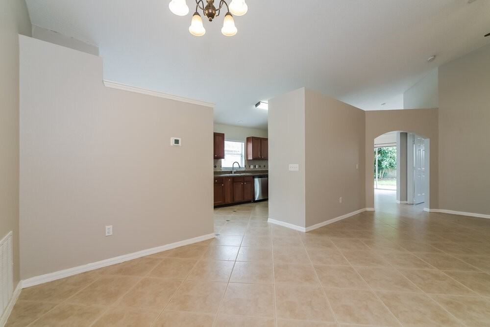 10832 Rushwood Way - Photo 7 of 16