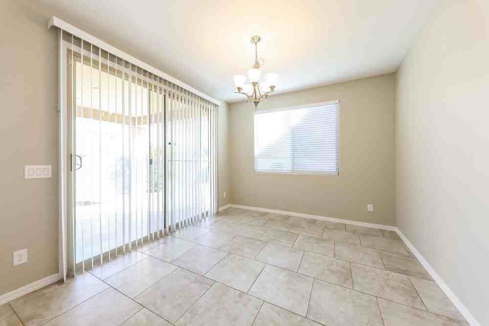 10642 W Anna Ave - Photo 5 of 15