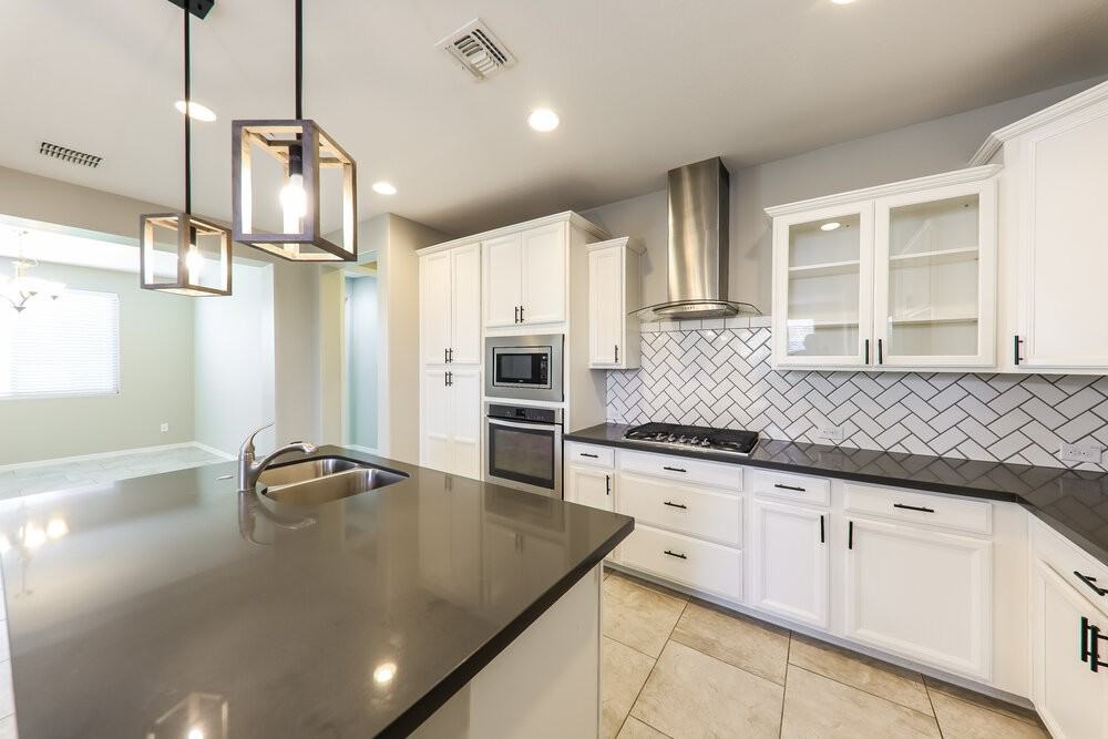 10642 W Anna Ave - Photo 6 of 15