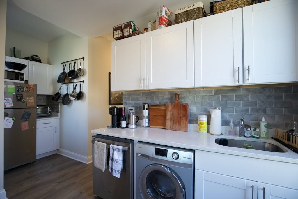 2909 N Mildred Ave #3 - Photo 4 of 21