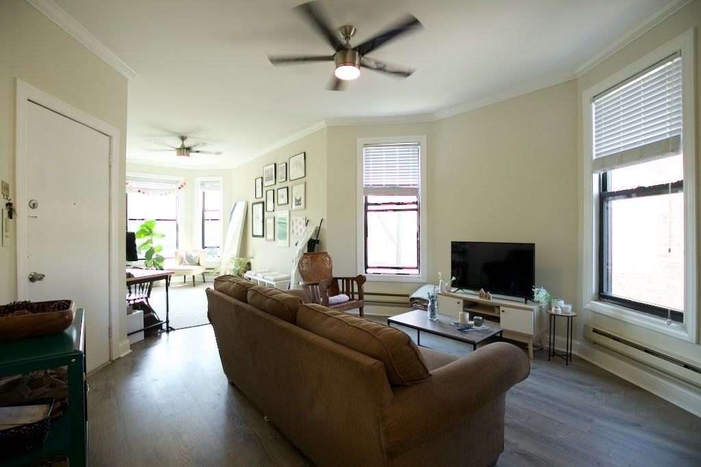 2909 N Mildred Ave #3 - Photo 6 of 21