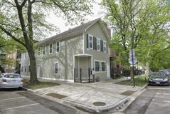 2101 W Fletcher St #CH1 - Photo 1 of 1