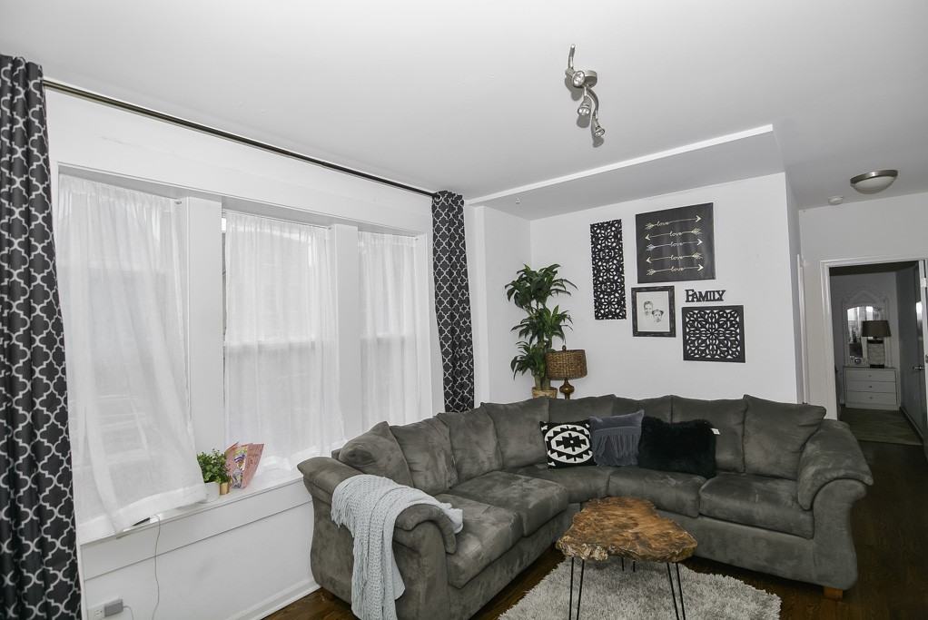 2101 W Fletcher St #CH1 - Photo 7 of 20