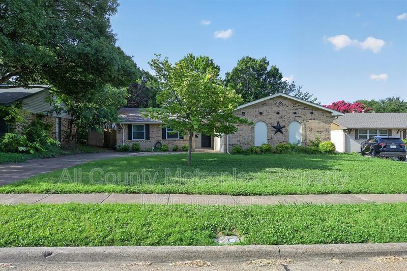 431 Malden Dr - Photo 2 of 12