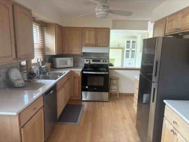 1203 Oak St - Photo 6 of 27