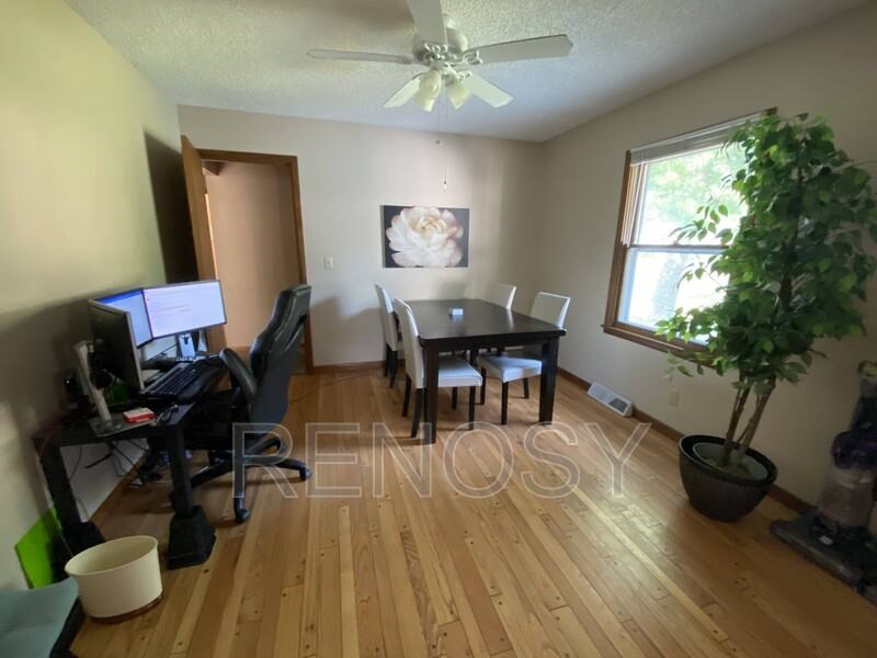 3828 79th St - Photo 5 of 10