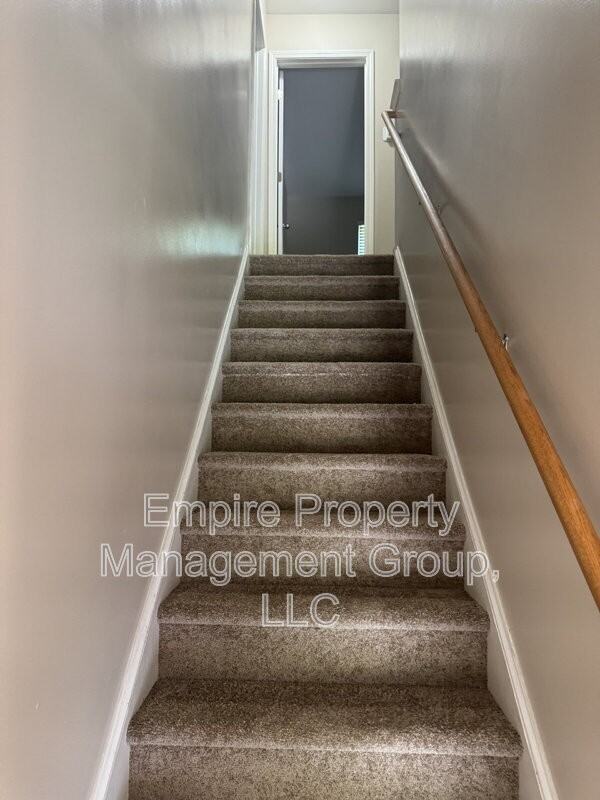 209 Sunday Silence Ln - Photo 6 of 16