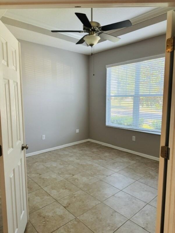 8222 Willow Beach Dr - Photo 7 of 27