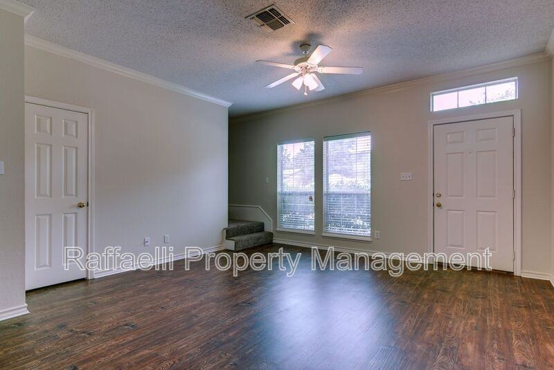3607 Skyline Blvd #3607 - Photo 5 of 23