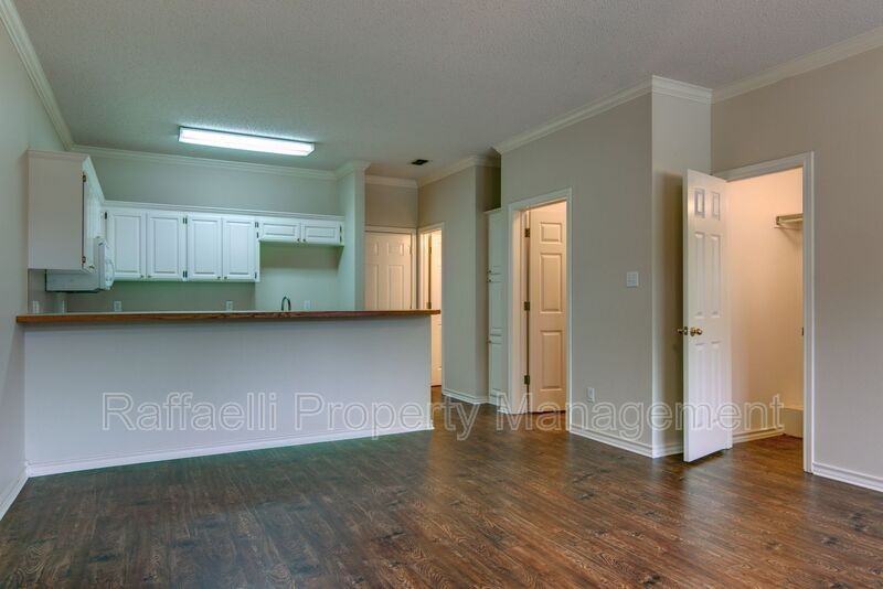 3607 Skyline Blvd #3607 - Photo 6 of 23