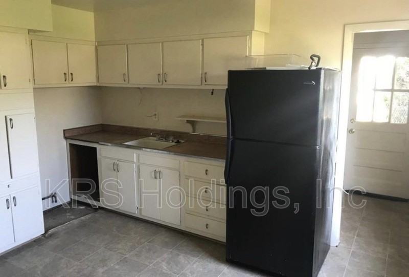 4916 Bark Ln - Photo 2 of 4
